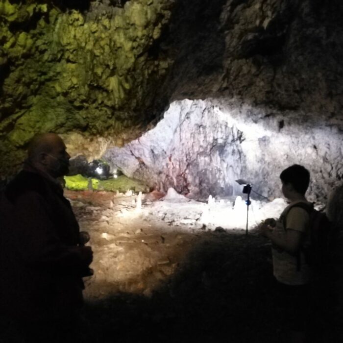 jaskinia Wierzchowska-wycieczka szkolna jednodniowa