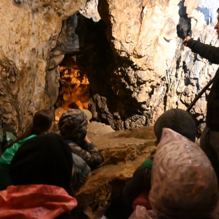 jaskinia dla seniorów-zwiedzanie