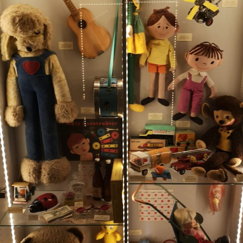 Muzeum zabawek w jędrzejowie -wycieczka szkolna